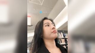 Đi thư viện cũng nứng
