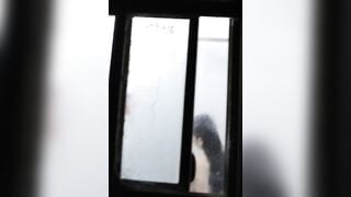 Quay lén em gái ngực bự tắm