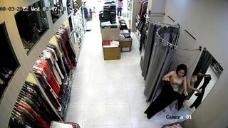Hack cam shop quần áo