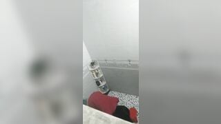 Quay lén cô gái đi đắi ko khóa cửa và cái kết