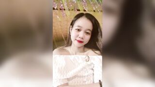 Em công nhân ở Bình Dương