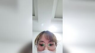 4 chị em gái đeo cặc địt lồn cho nhau