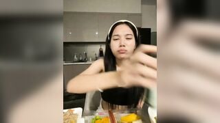 2 Lucky-2k6 em gái xinh live show nói chuyện 22.9.24