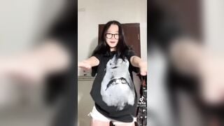 Clip Hot Em Như Tiktok @nngtnhu Thích Nhảy Tóp Tóp Và Chổng Mông