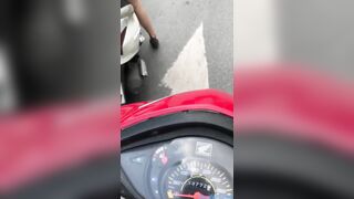 Quay lén dưới váy P6