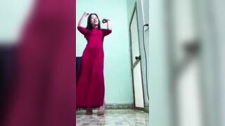 Cô giáo thực tập khoe hàng mông to lồn ngon cho hiệu trưởng trường xem
