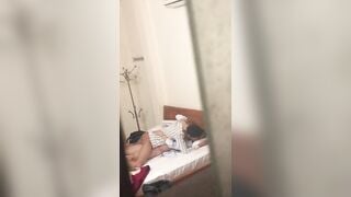 Quay lén thanh niên địt máy bay bà già, tiếng rên e ả thật sự nứng