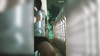 Nửa đêm Gạ con e Họ ra Ban Công djt Nhau rên Ầm cả xóm to vl