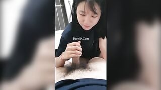 Em nữ sinh ngây thơ thích uống tinh trùng