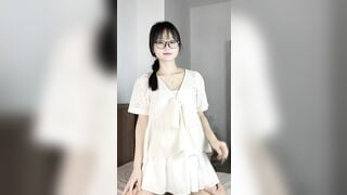 AI lột đồ 3