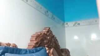 Em học sinh cấp 2lộ clip call sex cùng người yêu