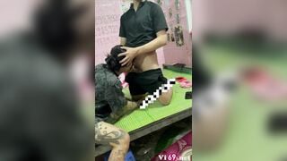 Chim cong mà em yếu quá chị vừa bú đã xuất