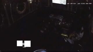 Chịch nhân viên tại quán karaoke hack camera p1