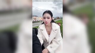 Bú cu người yêu nơi công cộng