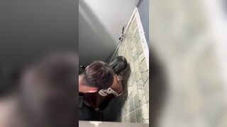 Dỗi nhưng bảo địt nhau vẫn ừ