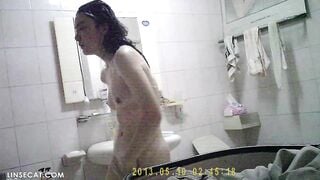 Quay lén teen tắm