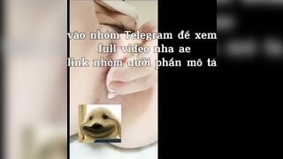 Gái mới lớn thủ dâm