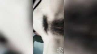 Đg ngồi xem phim cùng e họ dâm đãng thì e bất ngờ quỳ xún tụt quần bú cu và cái kết