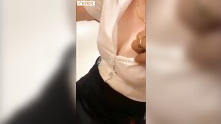 Lén Bóp vú con bạn Trong lớp Học bị cô giáo phát hiện chửi quá trời
