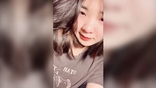Doggy em em học sinh lớp 11 mặt dâm trên sàn 2