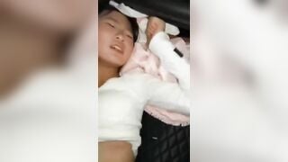 Em học sinh chống cự vô ích khi bị thằng lồn mất dạy dụ dỗ chịch tung lồn