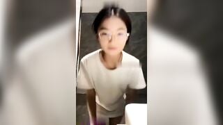 Cuối Tuần Rảnh Rỗi Nứng Lên Em Quay Thủ Dâm Cho Các Anh Xem Phần 5