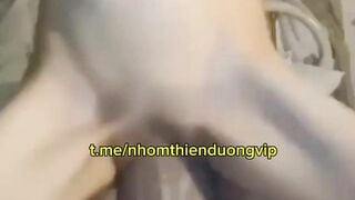 Bị con cu bò xé nát cái bím nhỏ nhắn