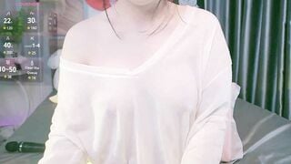 Nàng Anna Gau Live Thủ Dâm SS2 Phần 30