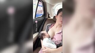 Em gái Đi trên xe cho con bú gạ tài xế địt và cái kết về nhà  sướng lồn