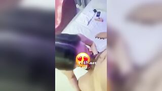 Chị máy bay tối địt chồng sáng lại đè con riêng chồng ra địt