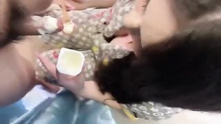 Cây Cà Lem Có Nhiều Kem Để Mút , Trong Cây Cà Lem Lại Có Nhiều TT