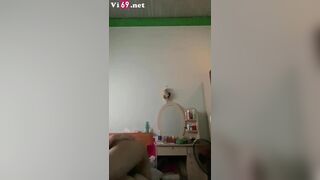 Vợ dâm Tây Ninh ra giũa sân kéo quần bú mút