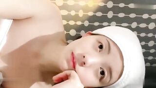 Má thằng này sướng thật chịch được em gái siêu ngon lồng không không nữa