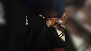 Nữ sinh đeo kính khát tình nghiện cặc