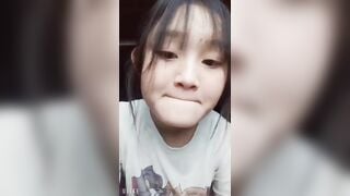 Dụ con bạn học show hàng