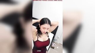 Con đĩ dâm nứng lồn thèm cặc bú cặc dâm đãng địt nhau sướng lè lưỡi siêu dâm