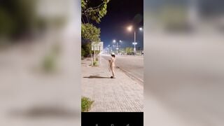 Public bên đường 2