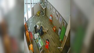 🔥NÓNG học sinh cấp 2 chơi trò chơi làm vợ chồng
