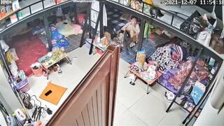 hack cam phòng ở nhân viên karaoke - phần 3