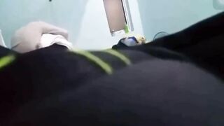 Đang địt với bạn trai thì bố mẹ về
