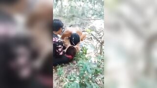 2 thiếu niên vùng cao tập tành som tập thể