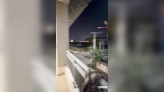Lén lút bắt bé e họ khỏa thân ngậm cu public tại sân tàu điện ngầm