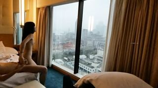 gạ em học sinh lớp 10 rủ nhau quay lại thước phim tuổi trẻ