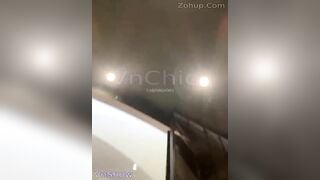 2 chị em đi mua sắm mà nó lạ lắm, toàn thấy vú vs lồn không à.