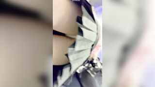 Lén quay đồ lót dưới váy mấy em gái xinh p1