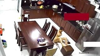 Xem cam thấy chị dâu đang quay khiêu dâm tự sướng