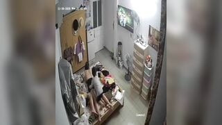 Bà mẹ hư hỏng vô y tứ