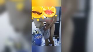 Chị cởi quần sẵn, lên em chồng chỉ việc địt