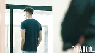 Vợ ngoại tình khi chồng ngủ kế bên