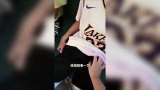 Sờ chim bú mút 2 con cặc của 2 em trai học sinh mới lớn